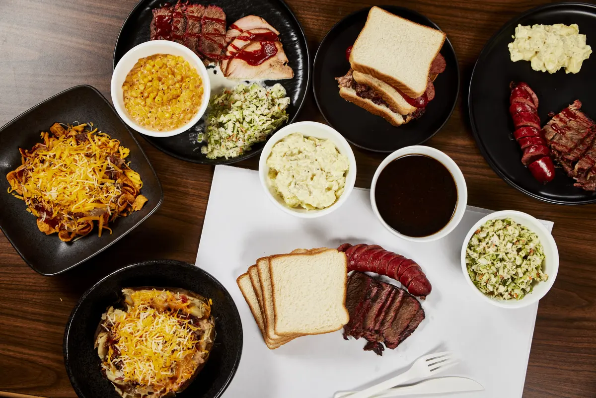 Overview of our menu, from Plates to Specialties and Orders